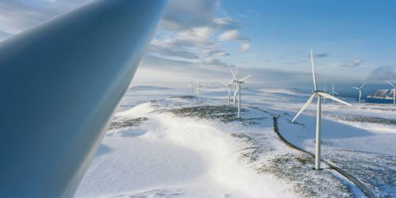 Windräder und Schnee